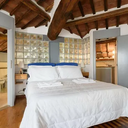 Apartment Penthouse In Near Piazza Del Campo *